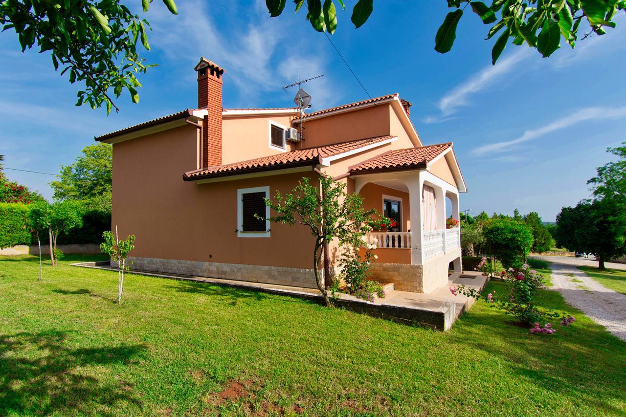 Apartman Andela Labinci Экстерьер фото