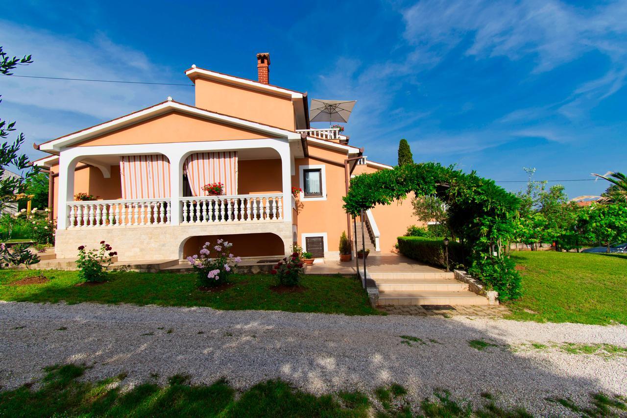 Apartman Andela Labinci Экстерьер фото
